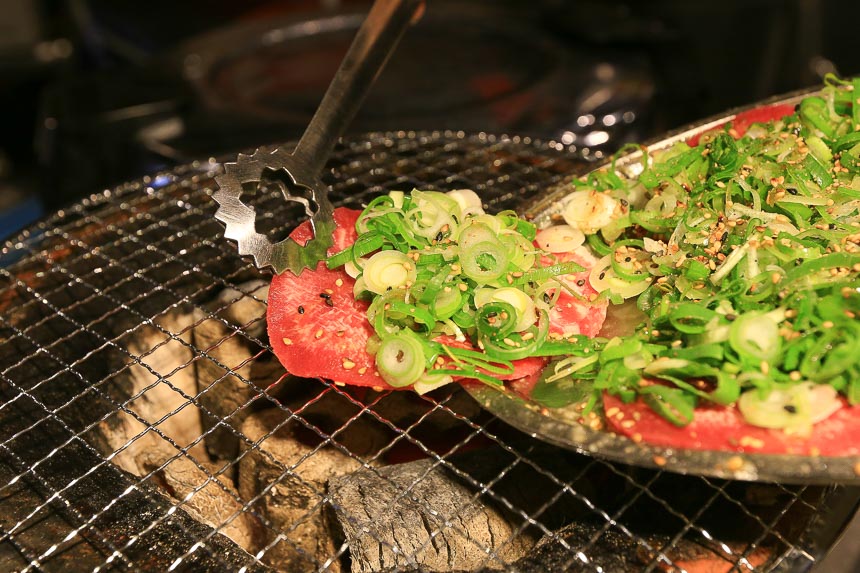 【東京美食】燒肉どんどん 新宿歌舞伎町店 氣氛 美味滿點的深夜單點燒肉