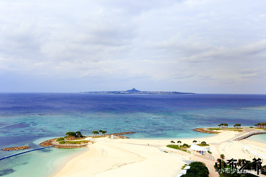 沖繩景點｜翡翠海灘，難得一見的海中瀉湖 ，遠眺伊江島