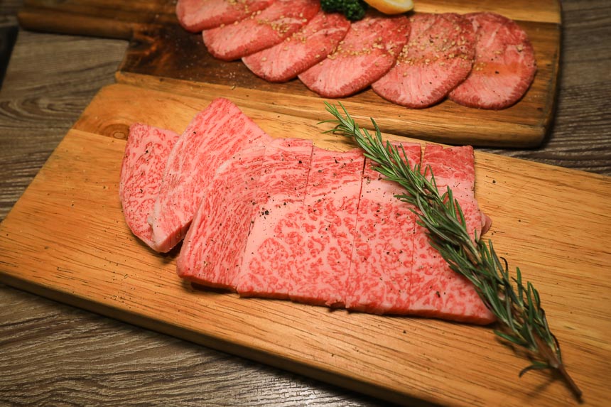 名古屋美食｜二郎-和牛燒肉，精選A5和牛&冷麵，豐潤和牛入口即化的感動