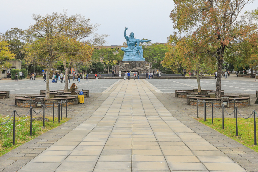 長崎景點|｜長崎和平公園 、原爆資料館，漫步走過歷史的曾經