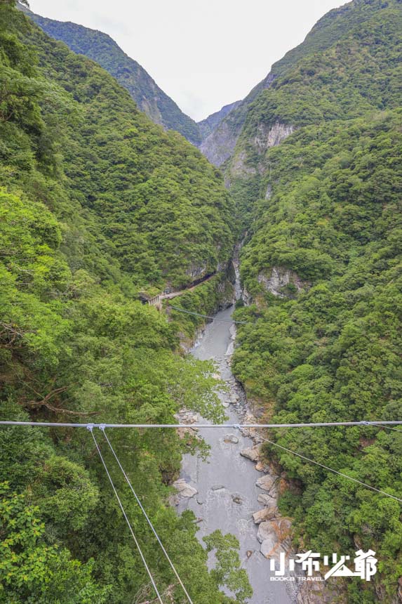 布洛灣吊橋(山月吊橋)