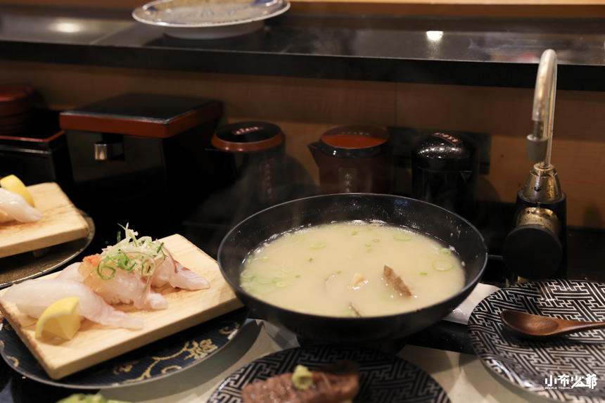 水天活魚旋轉壽司