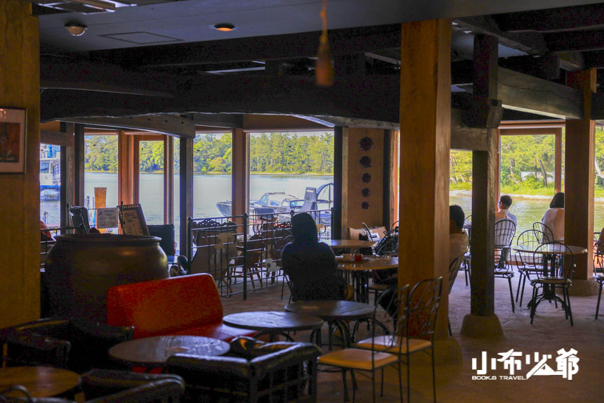 咖啡館café du pin