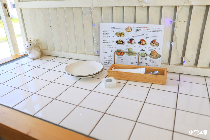 Cocoroar Cafe