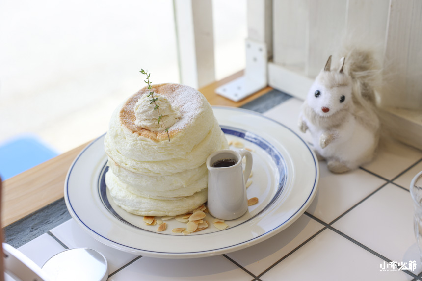 Cocoroar Cafe