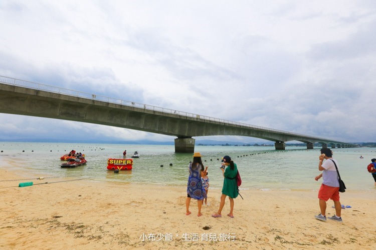 日本 沖繩 古利宇大橋 無料美景 沙灘玩水去-77