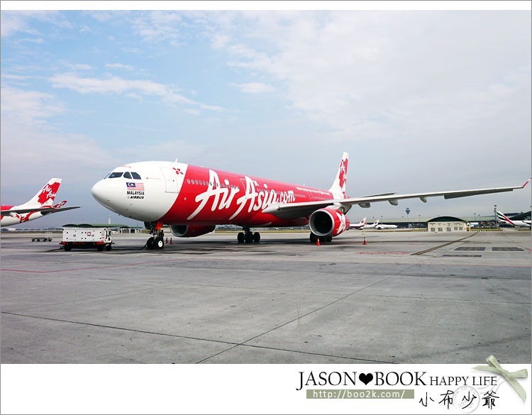 2013 Air Asia X 廉價航空 台北直飛吉隆坡 豪華平躺式座位~ 商務艙等級的舒適飛行享受