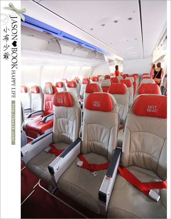 Air Asia X 豪華平躺式座位~ 商務艙等級的舒適飛行享受